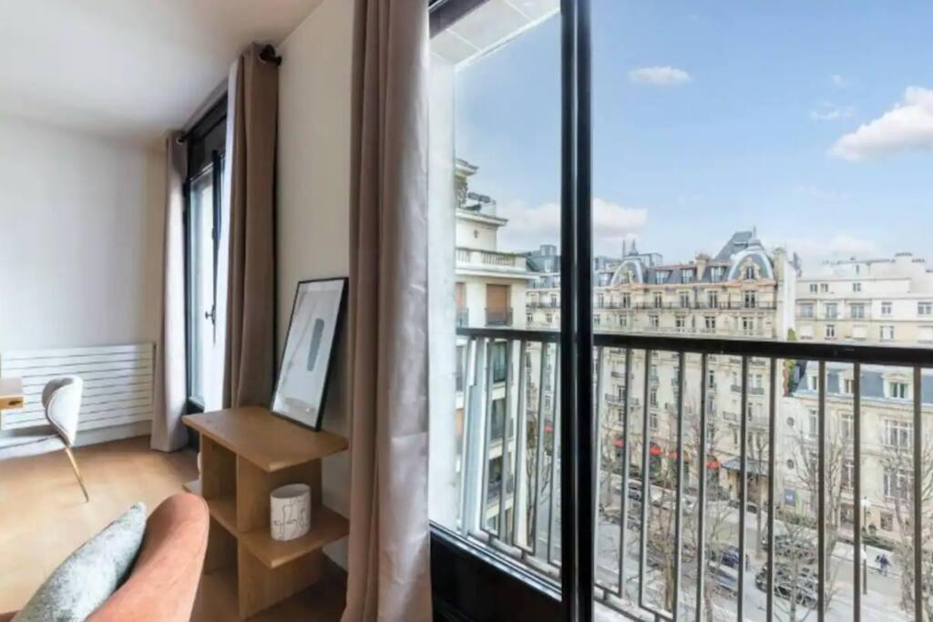 Avenue Montaigne Luxury Apartment 2Br 4P Paris Exterior photo